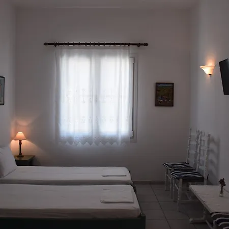 公寓 Nautilos Tínos