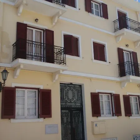 公寓 Nautilos Tínos